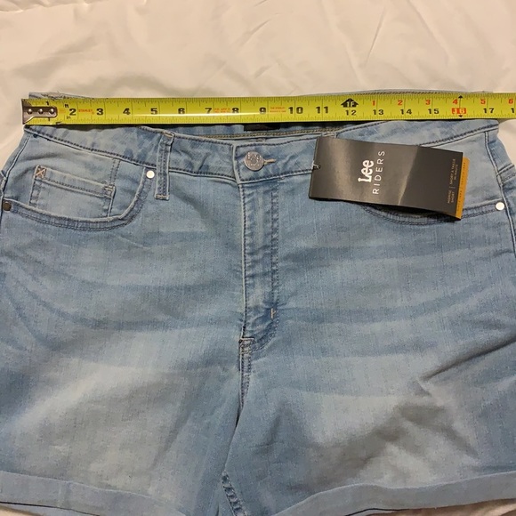 🆕 Jordache & Lee Cut Off Shorts - Women’s Size 16 - Picture 9 of 9